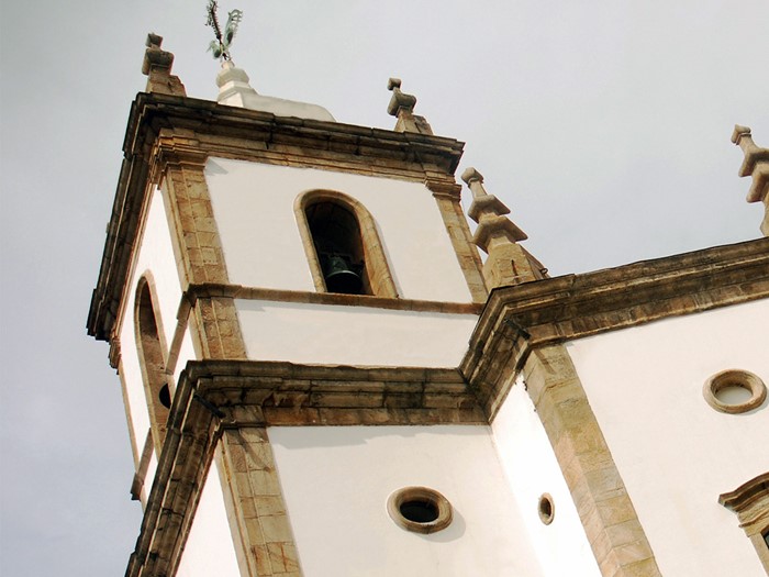 Fachada da Igreja de Nossa Senhora da Glória do Outeiro