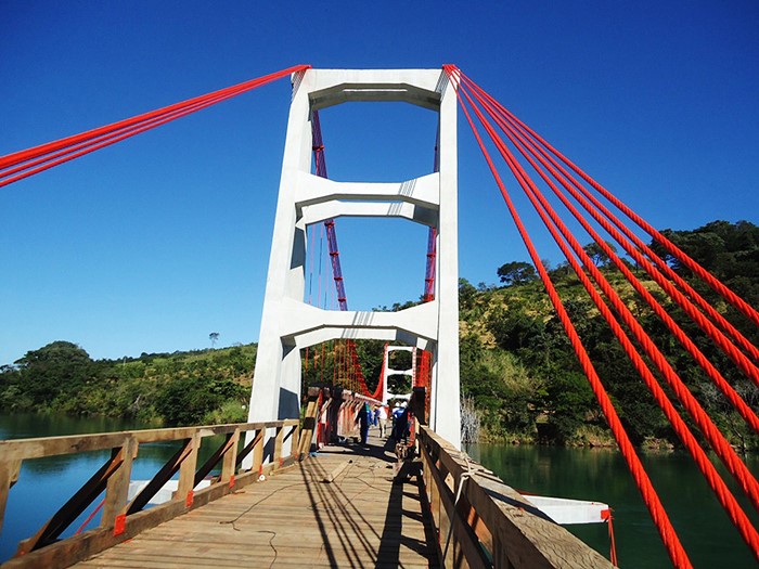 Ponte Pênsil Alves de Lima